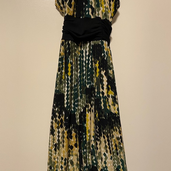 Sundress - Picture 2 of 8